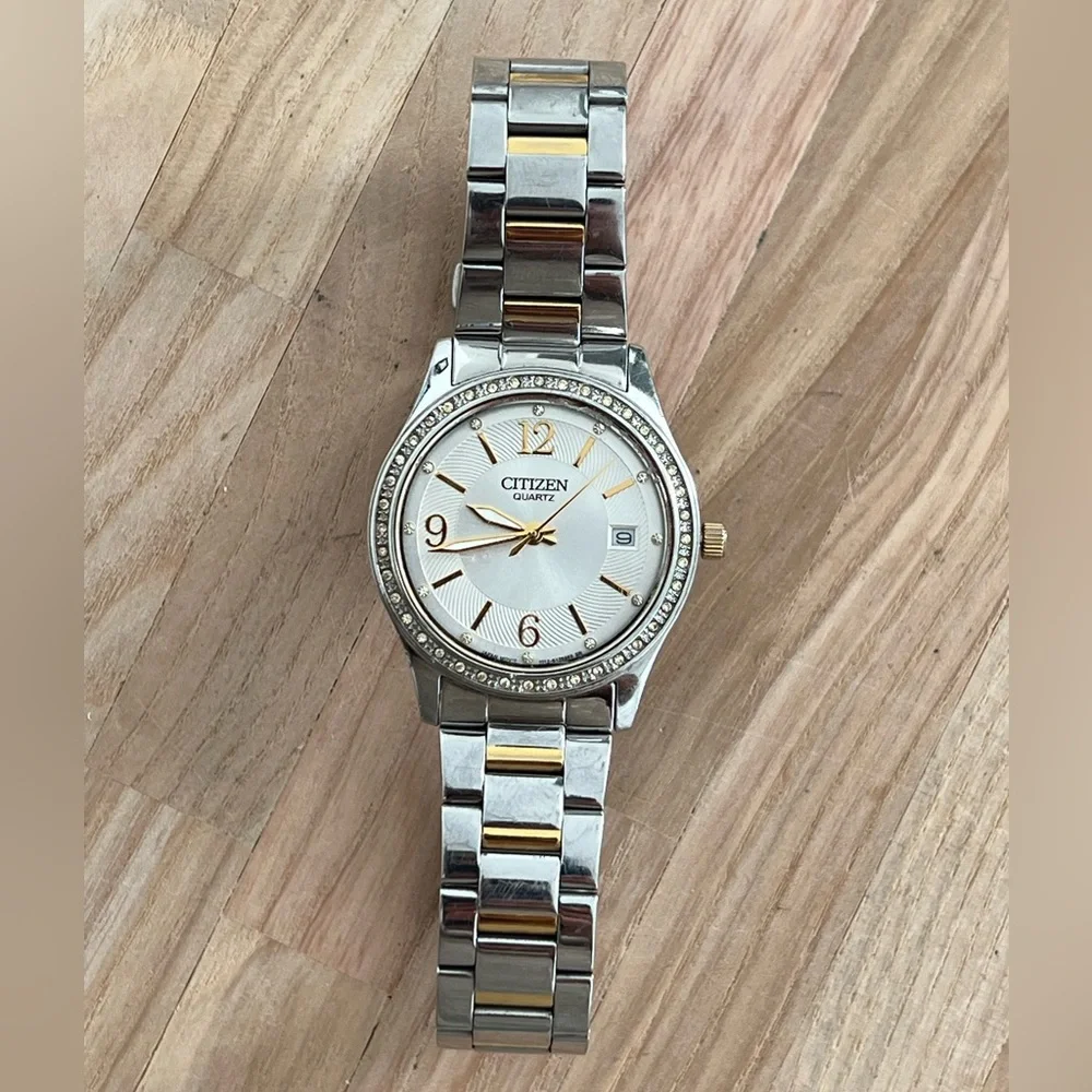Citizen Watch Swarovski Crystals Stainless Two-Tone Bracelet Date New Crystal